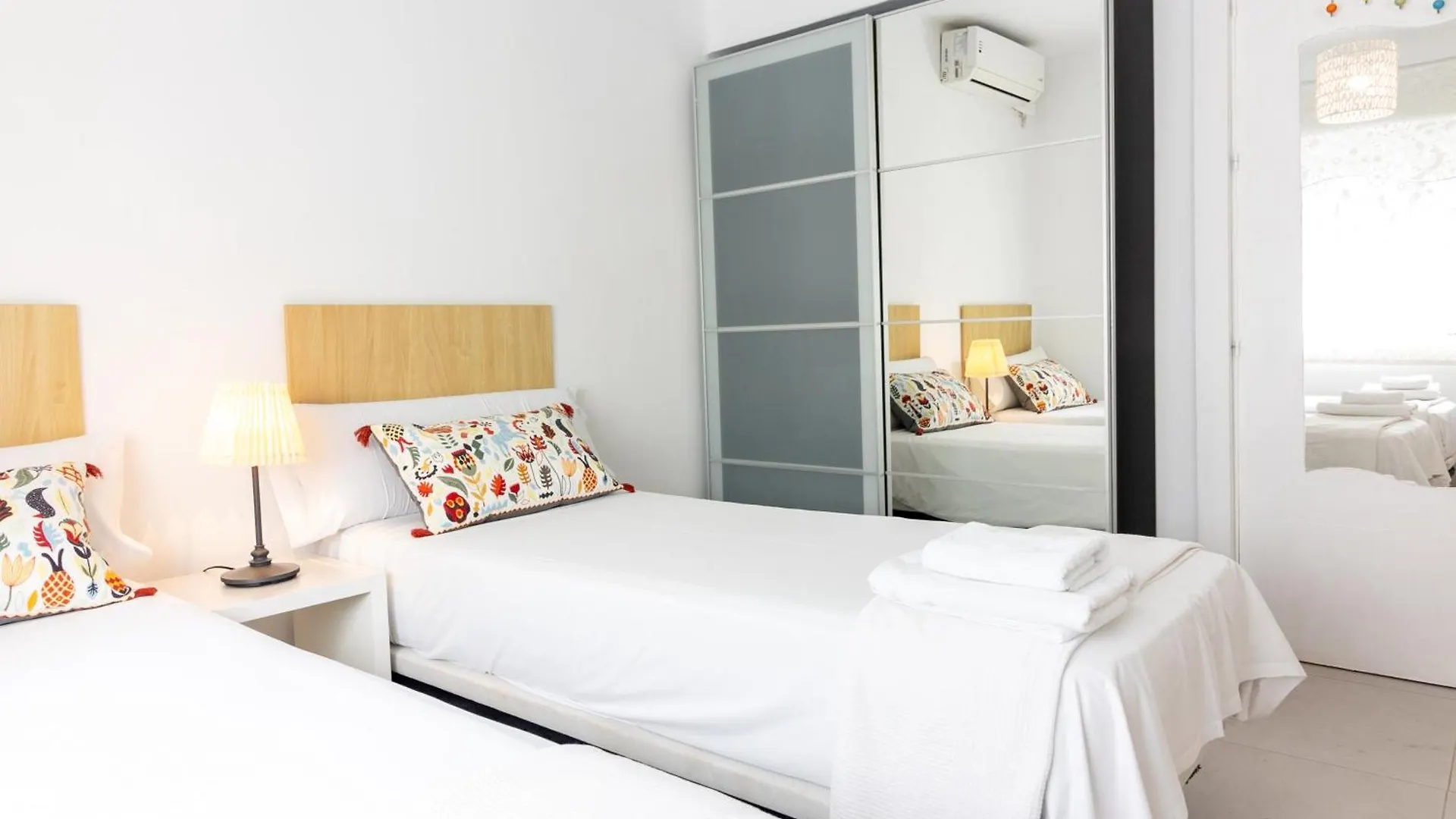 Apartment Malaga Center Flat Holidays Salitre Spain