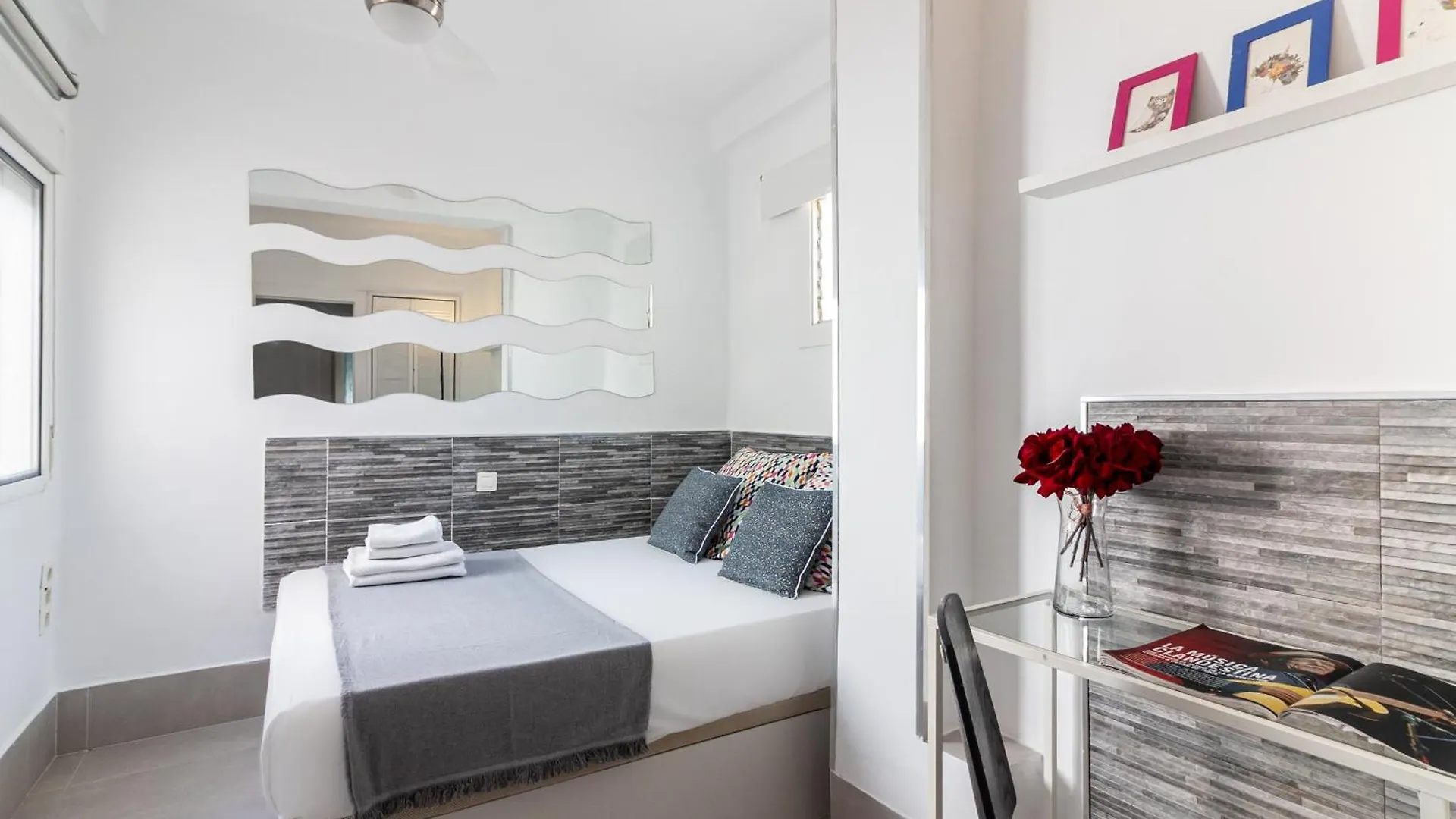 Malaga Center Flat Holidays Salitre Apartment